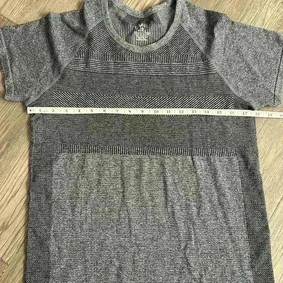 Ryka | Grey fit seamless fitness t-shirt - Picture 6 of 9